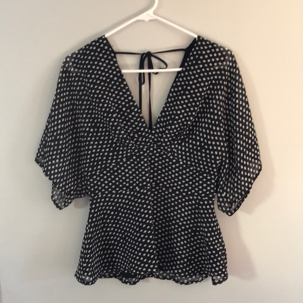 Adelyn Rae v neck blouse